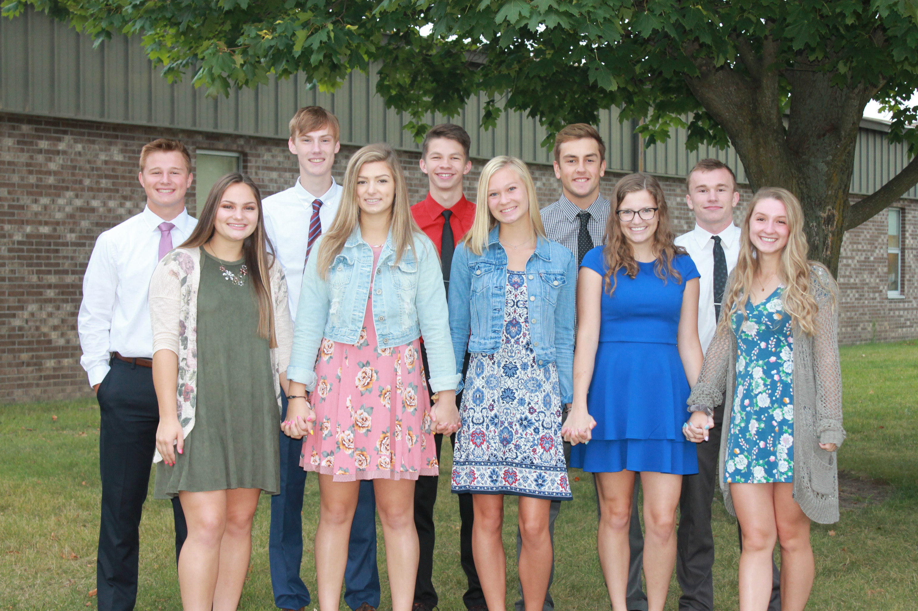 members of the homecoming court